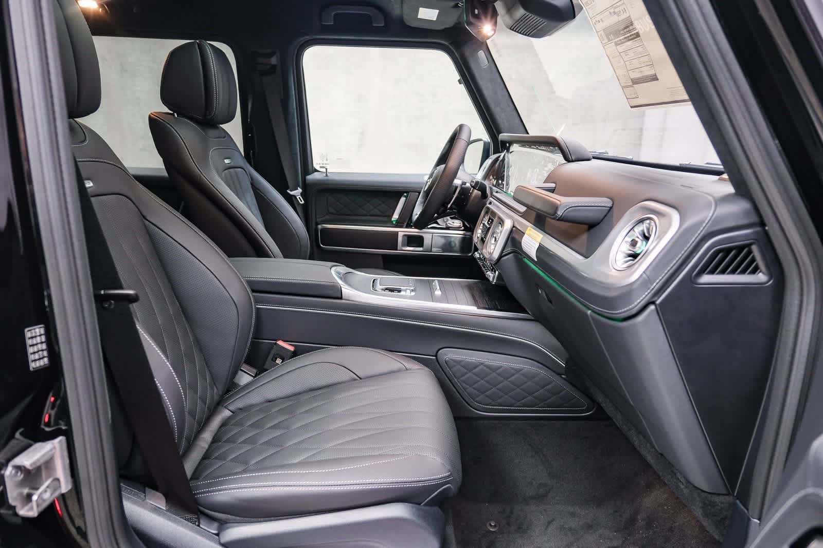 Thumbnail: 2026 Mercedes-Benz G-Class - 18