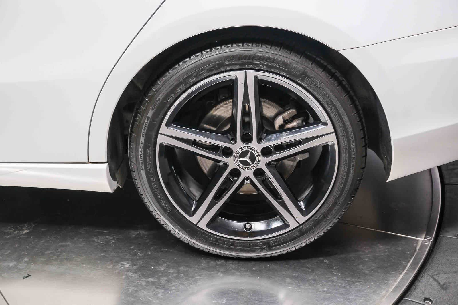Thumbnail: 2019 Mercedes-Benz A-Class - 9