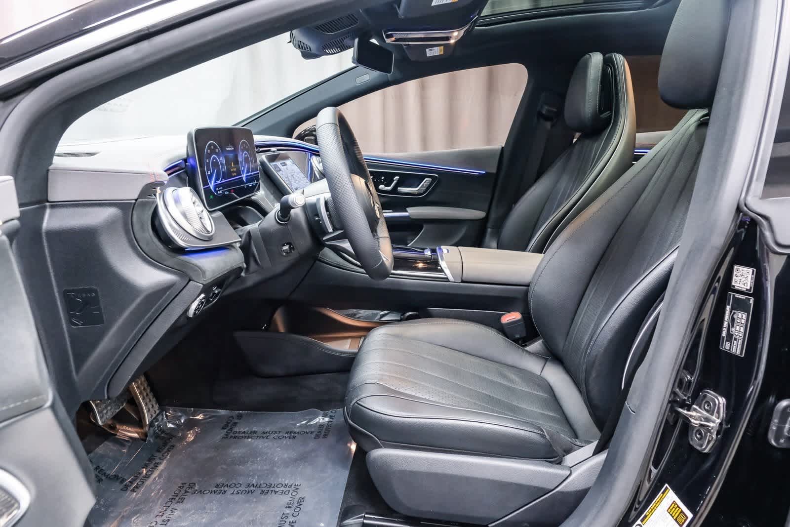 Thumbnail: 2023 Mercedes-Benz EQS - 17