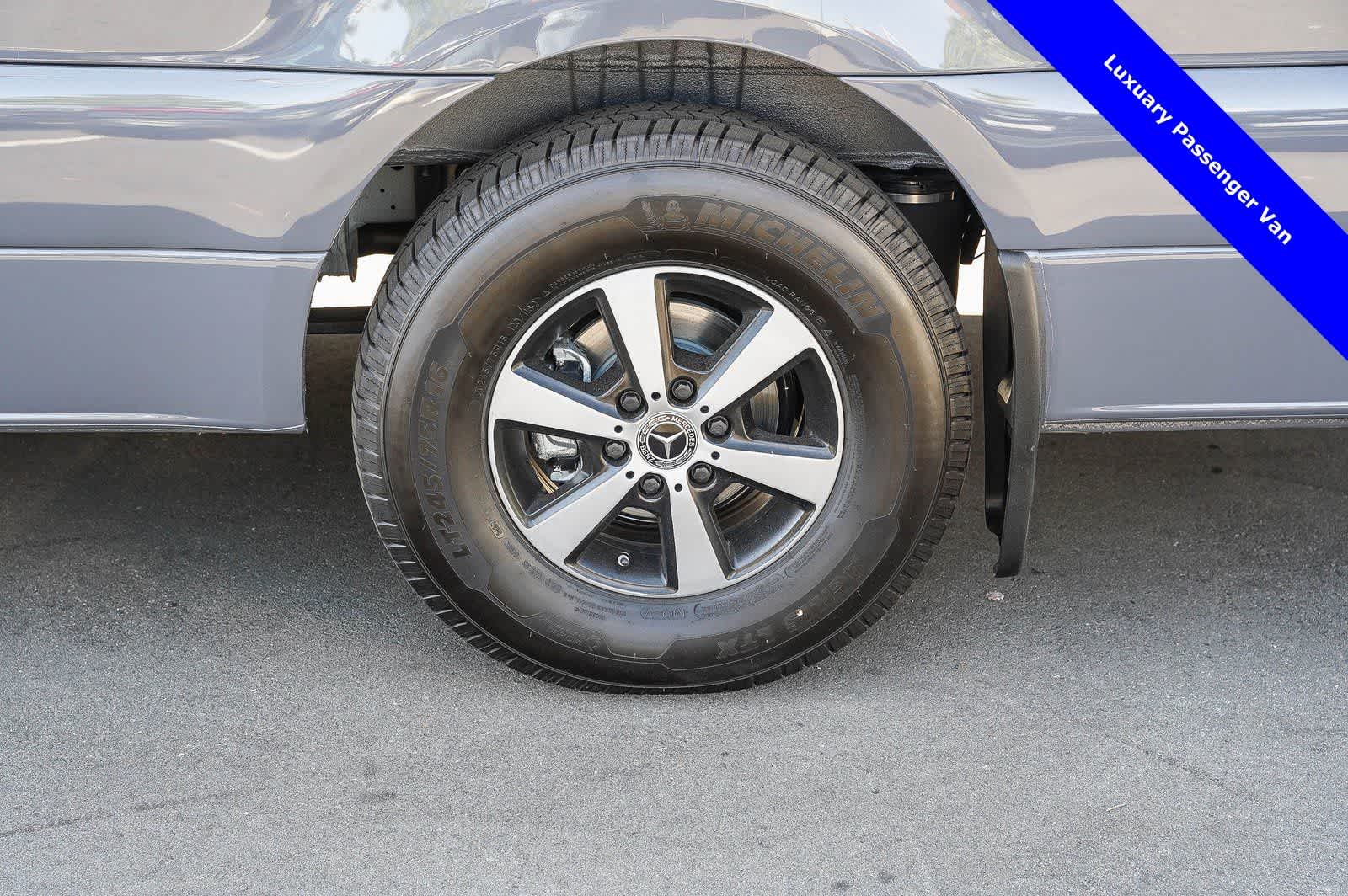 Thumbnail: 2024 Mercedes-Benz Sprinter - 19