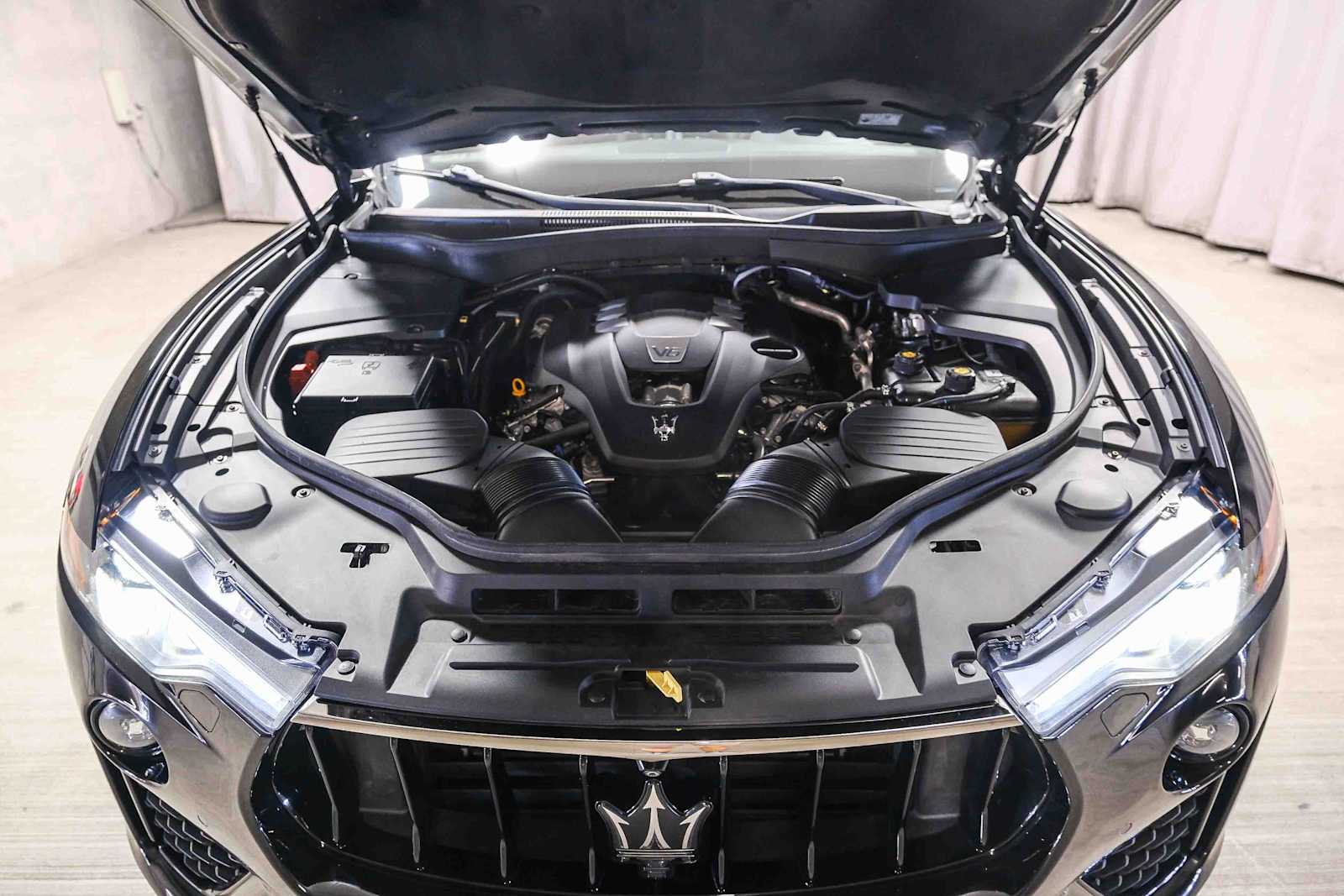 Thumbnail: 2019 Maserati Levante - 31