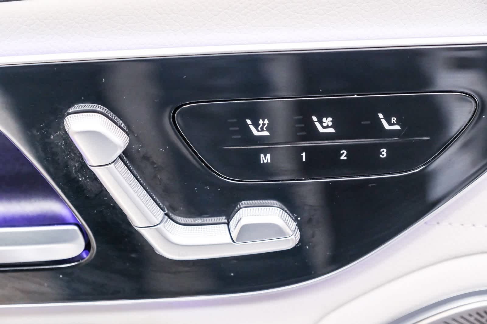 Thumbnail: 2022 Mercedes-Benz EQS - 22