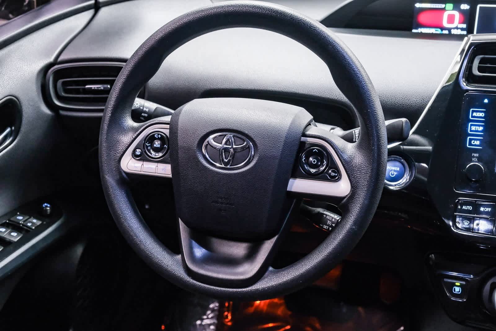 Thumbnail: 2016 Toyota Prius - 17