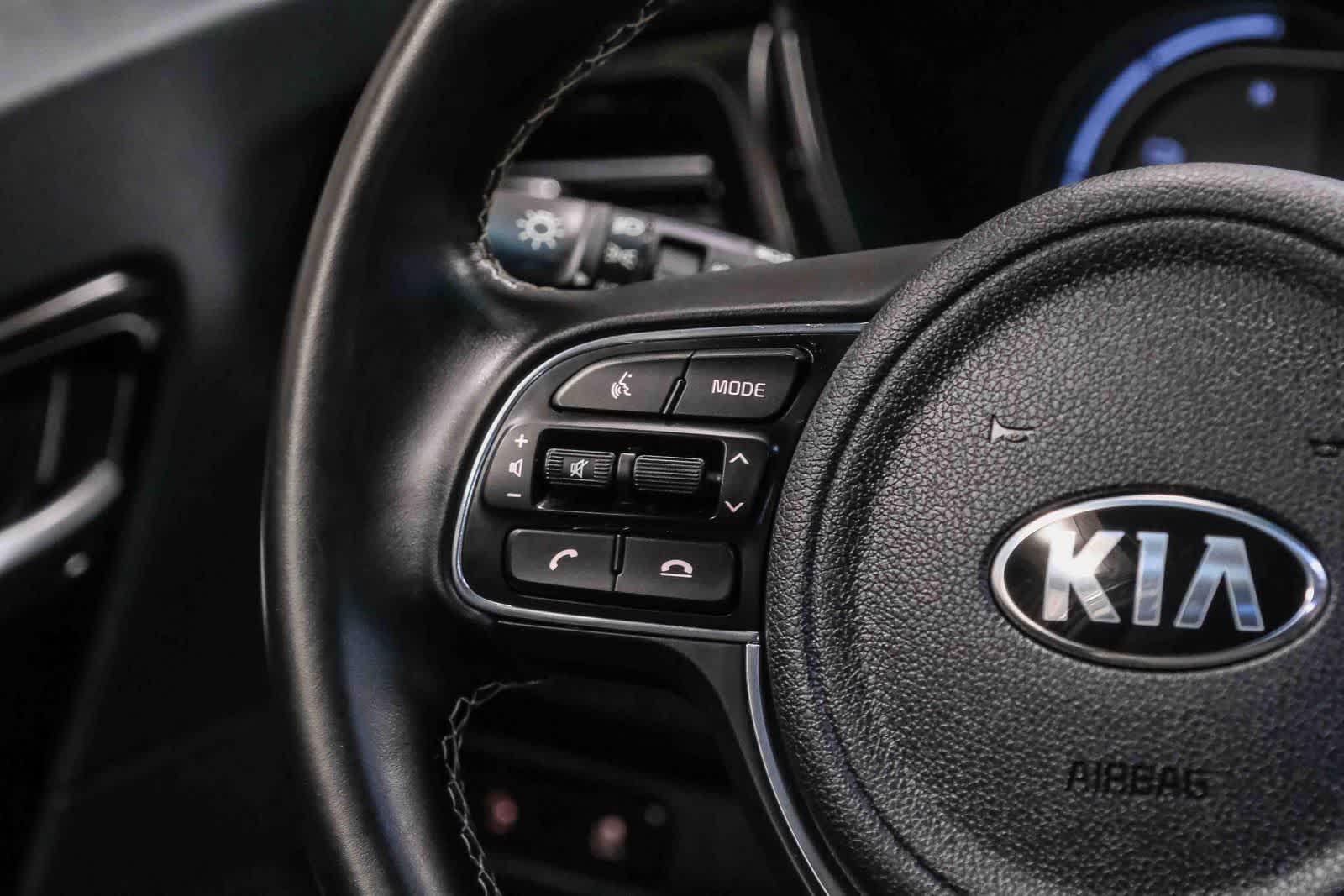 Thumbnail: 2020 Kia Niro - 21