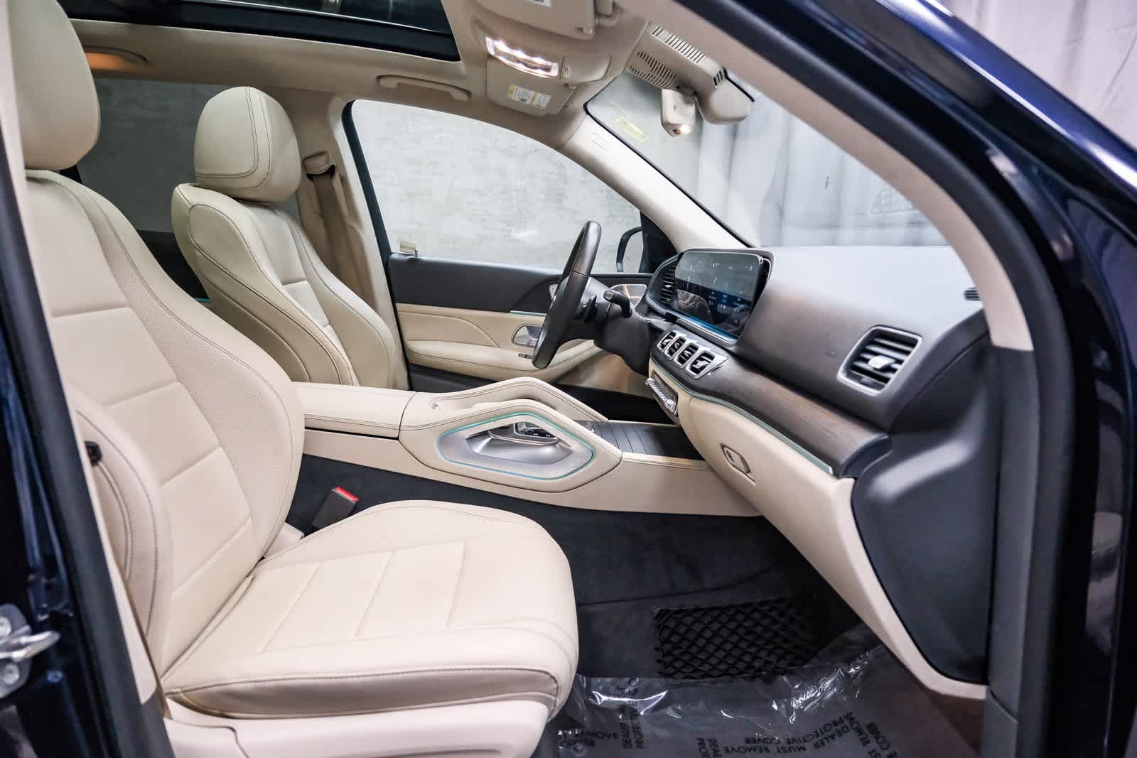 Thumbnail: 2020 Mercedes-Benz GLE - 17