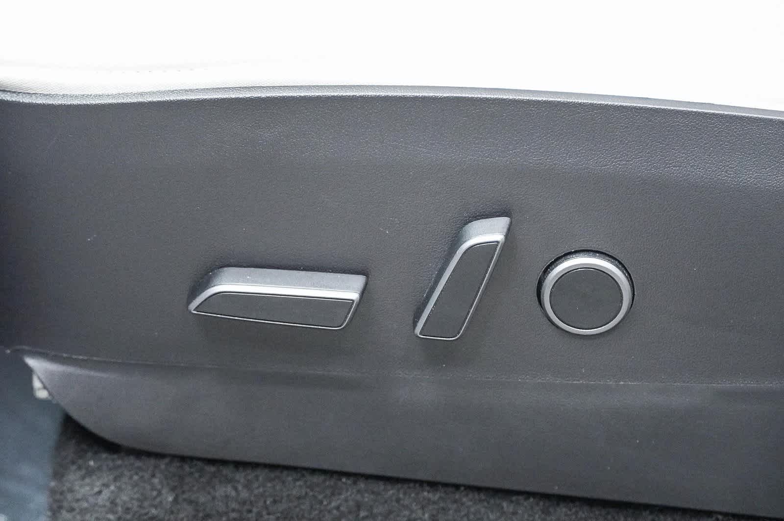 Thumbnail: 2021 Tesla Model Y - 21