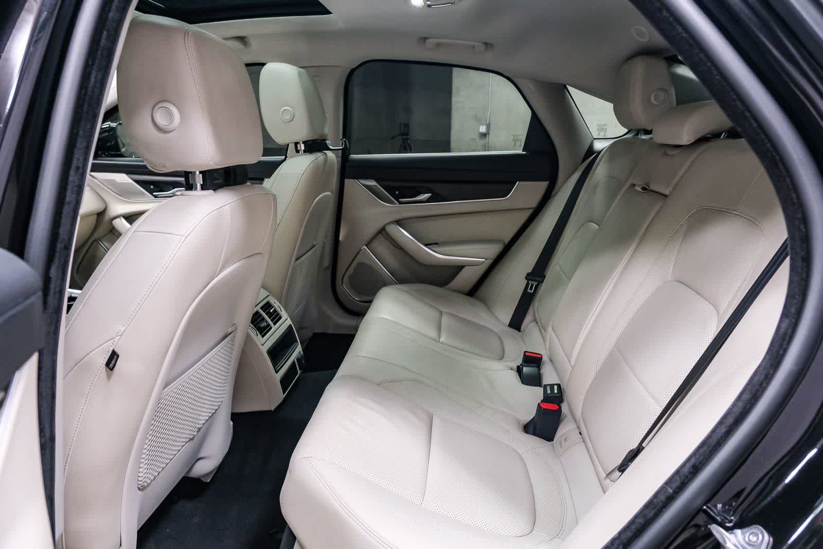 Thumbnail: 2021 Jaguar XF - 17