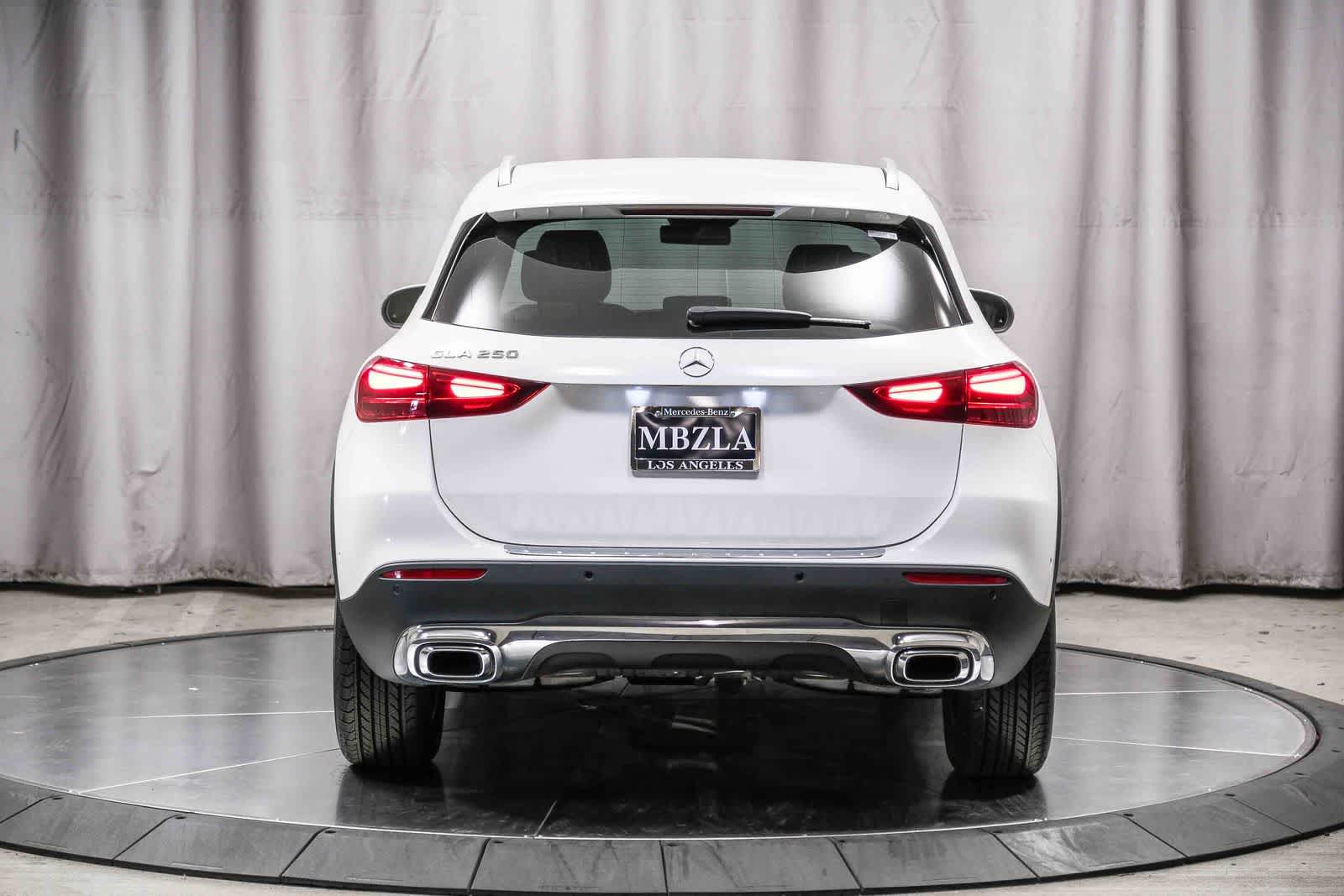 Thumbnail: 2026 Mercedes-Benz GLA - 3