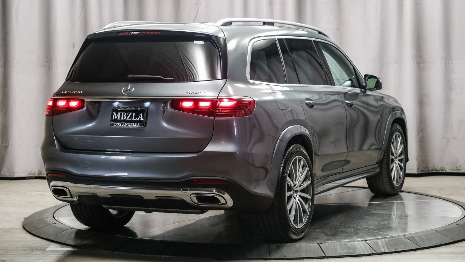 Thumbnail: 2025 Mercedes-Benz GLS - 4