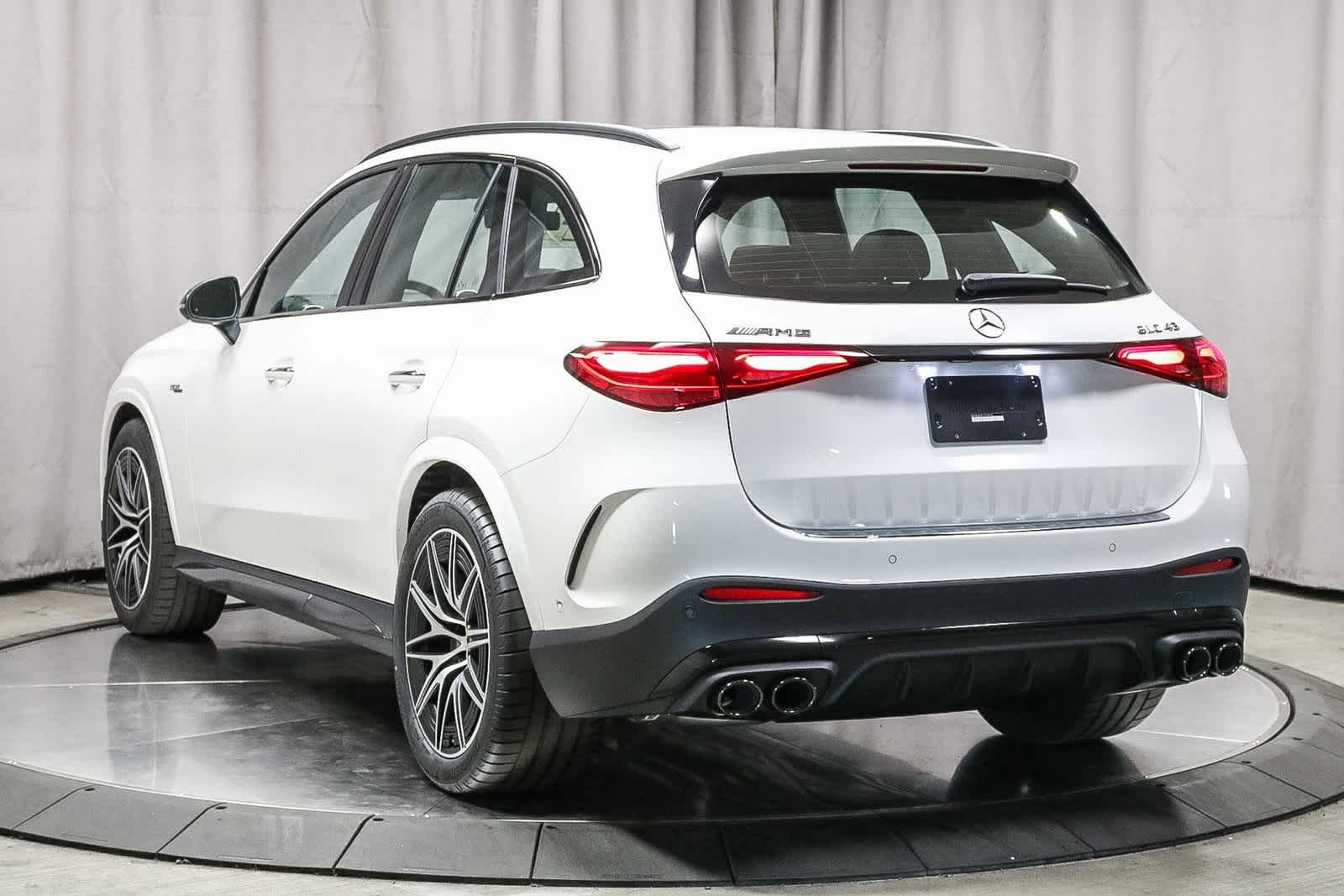 Thumbnail: 2026 Mercedes-Benz GLC - 8