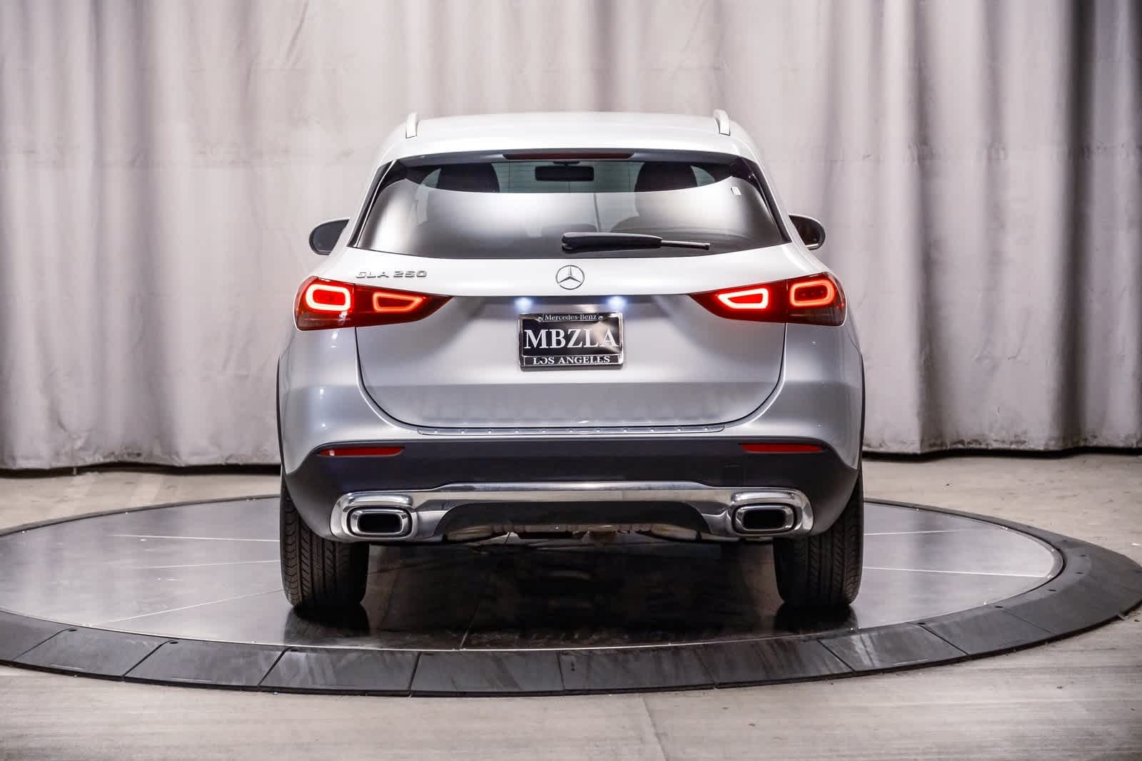 Thumbnail: 2022 Mercedes-Benz GLA - 3