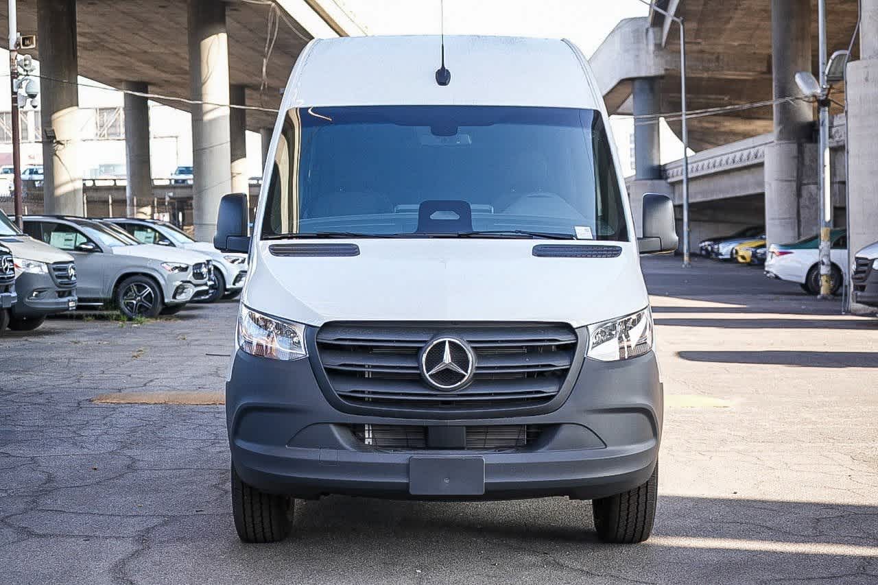 Thumbnail: 2026 Mercedes-Benz Sprinter - 2