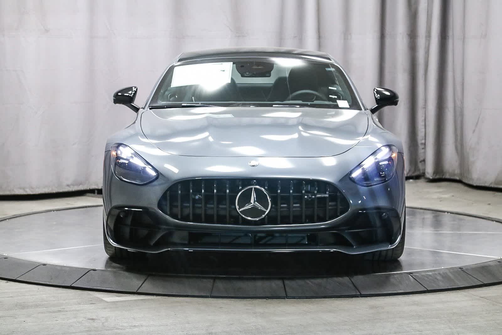 Thumbnail: 2025 Mercedes-Benz AMG GT - 2