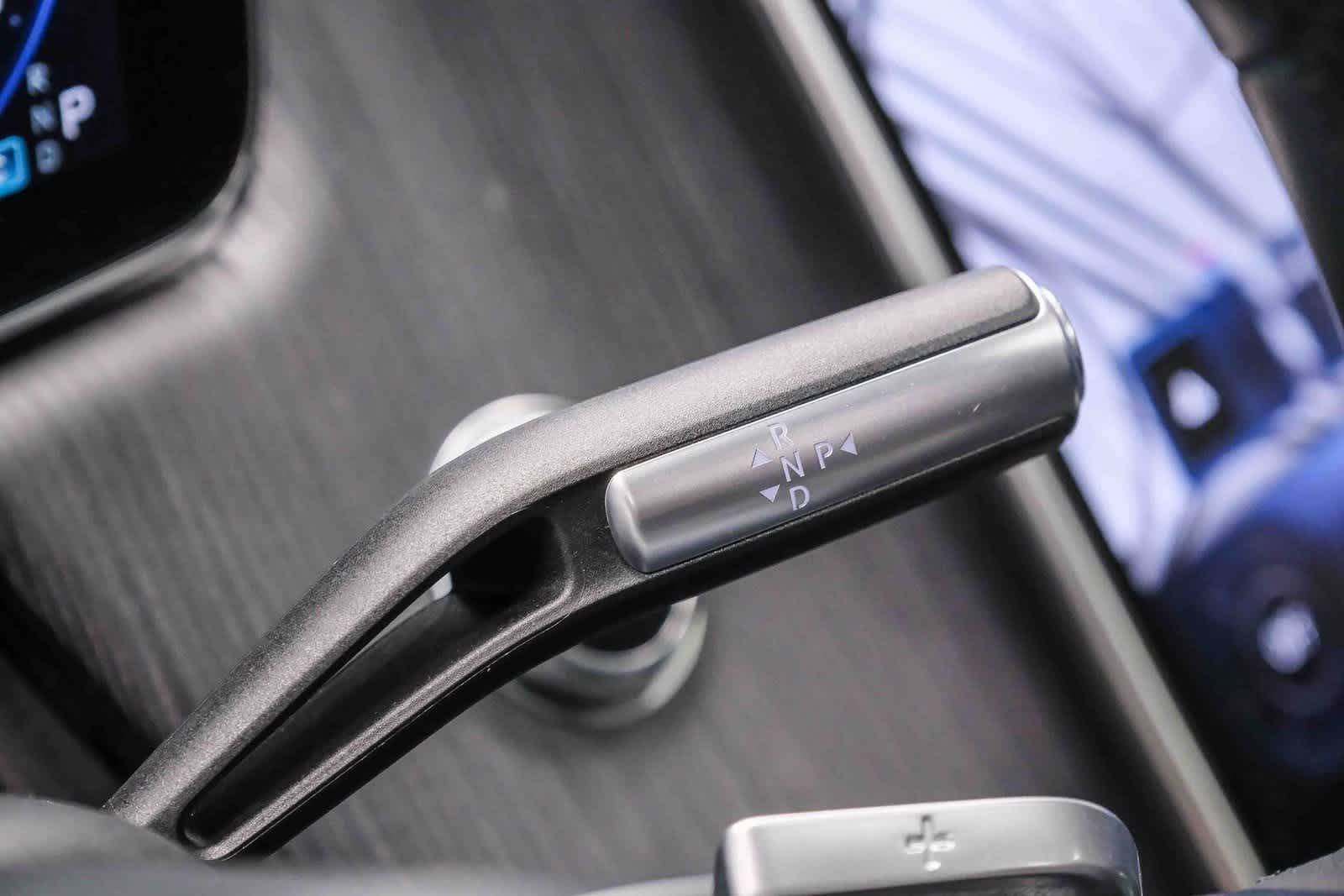 Thumbnail: 2023 Mercedes-Benz EQS - 16