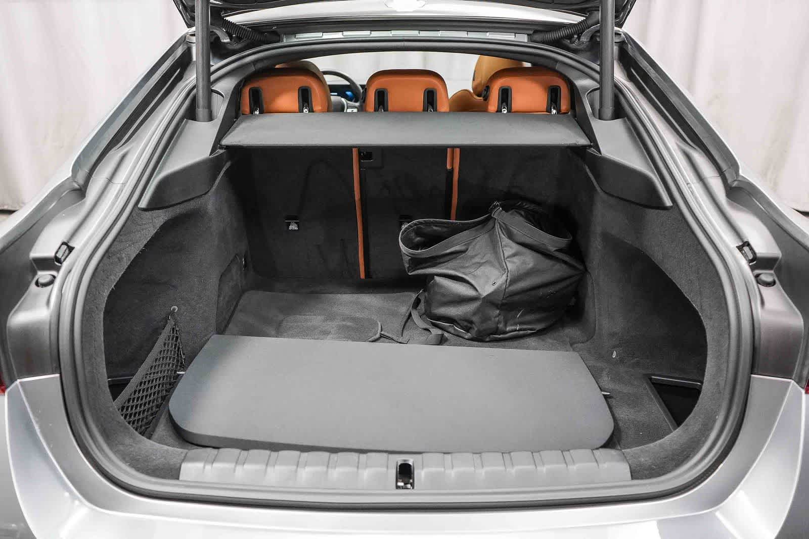 Thumbnail: 2024 BMW i4 - 32