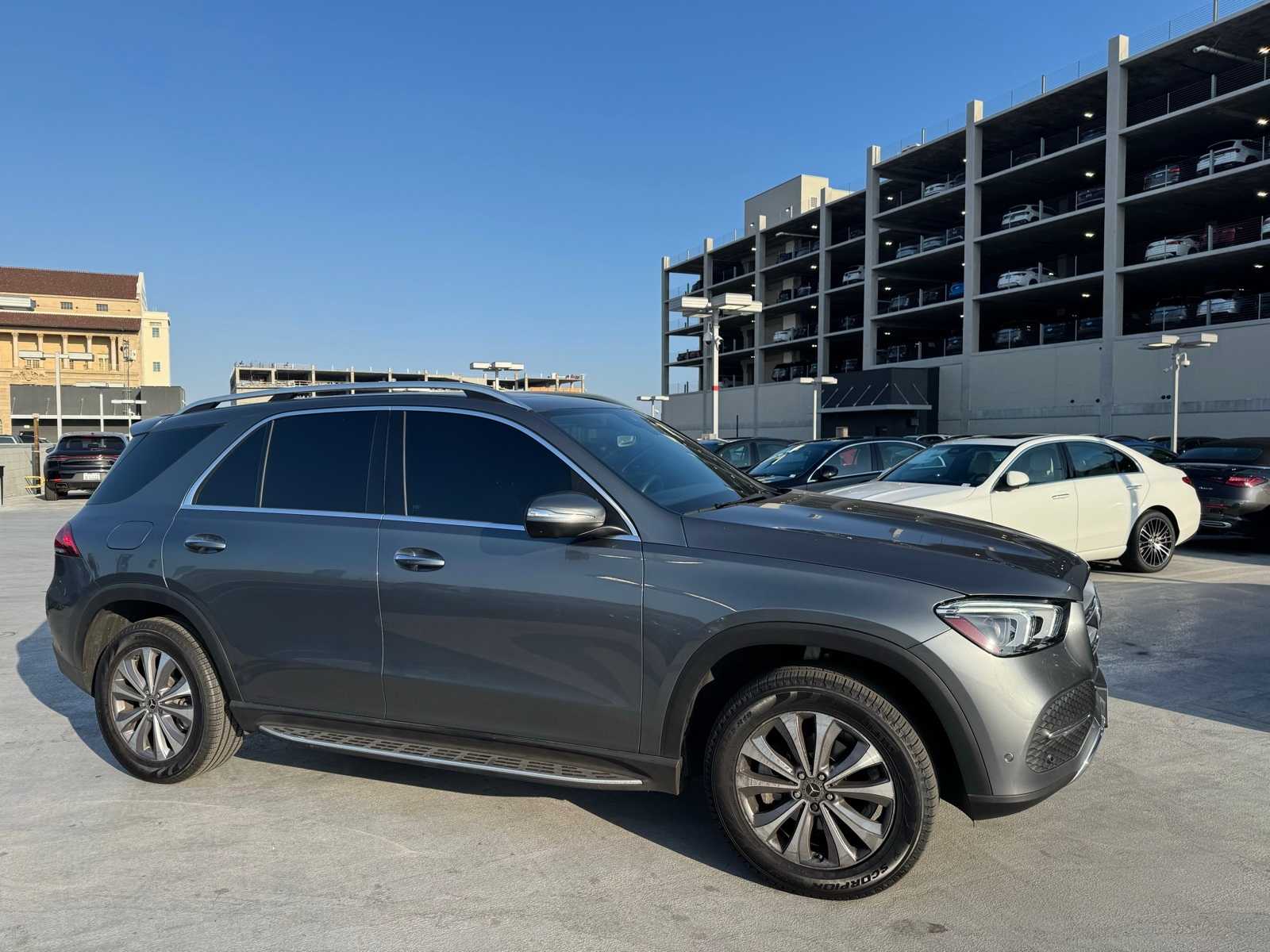 Thumbnail: 2021 Mercedes-Benz GLE - 2