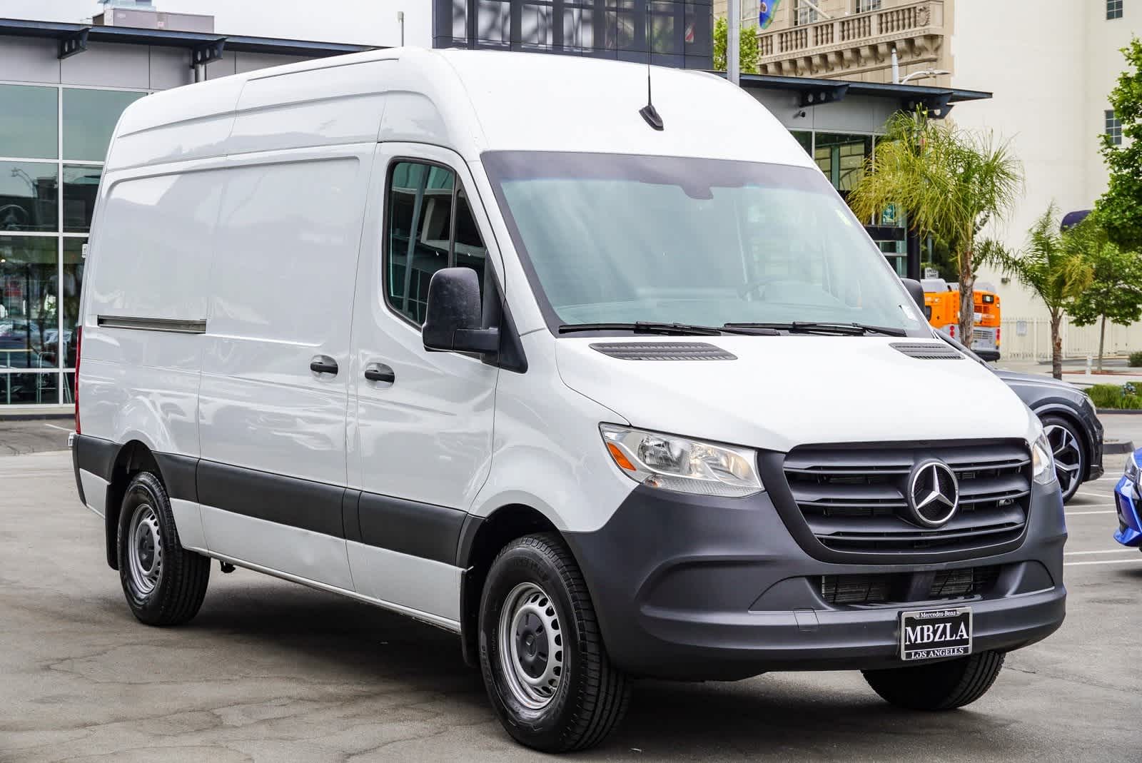 2023 Mercedes-Benz Sprinter 2500 3