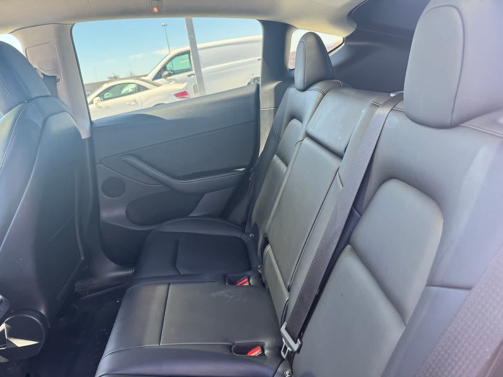 Thumbnail: 2022 Tesla Model Y - 6