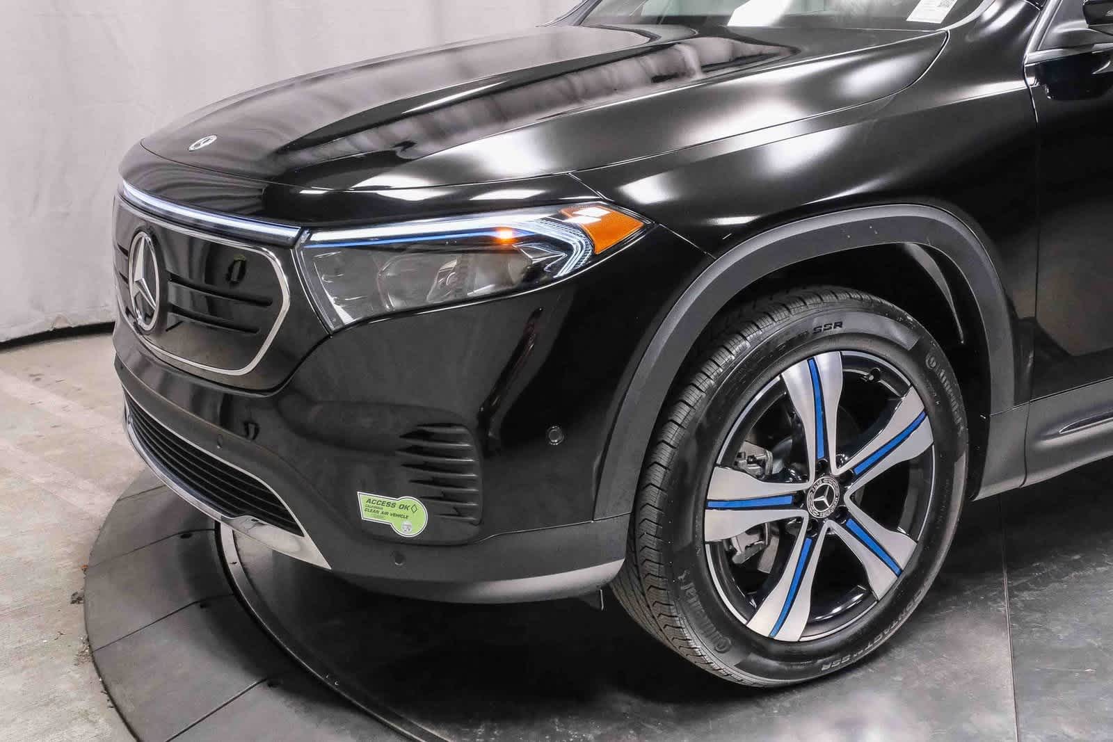 Thumbnail: 2023 Mercedes-Benz EQB - 12