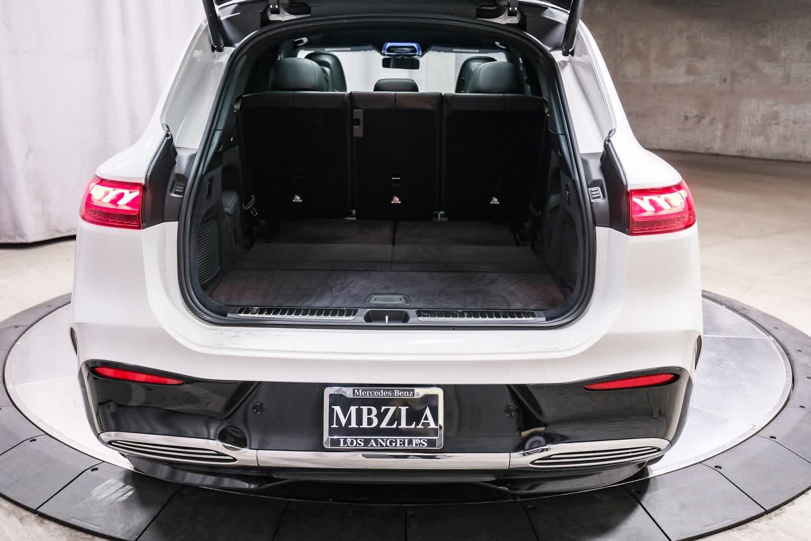 Thumbnail: 2026 Mercedes-Benz EQS - 26