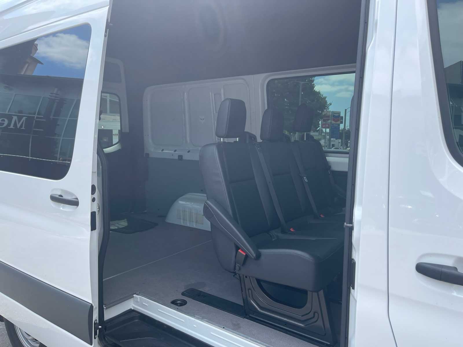 Thumbnail: 2024 Mercedes-Benz Sprinter - 5