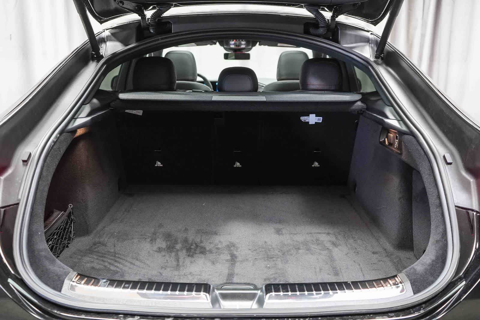 Thumbnail: 2026 Mercedes-Benz GLE - 26