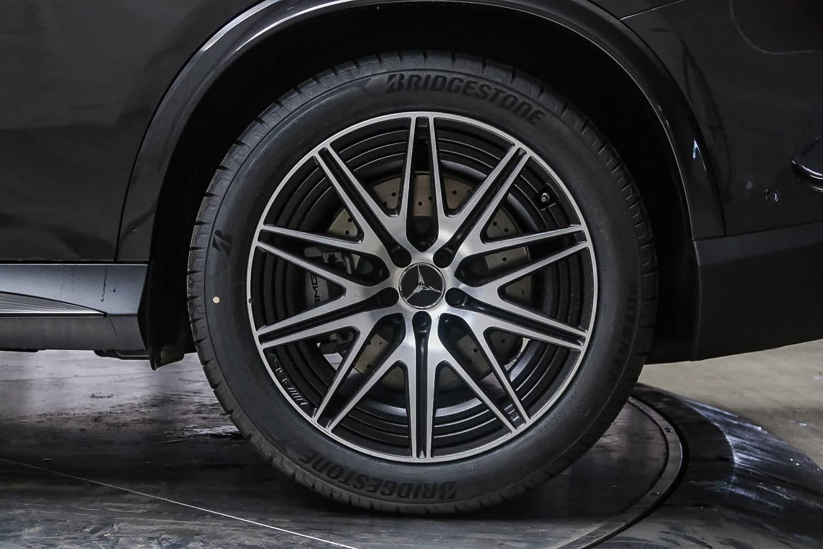 Thumbnail: 2025 Mercedes-Benz GLC - 10