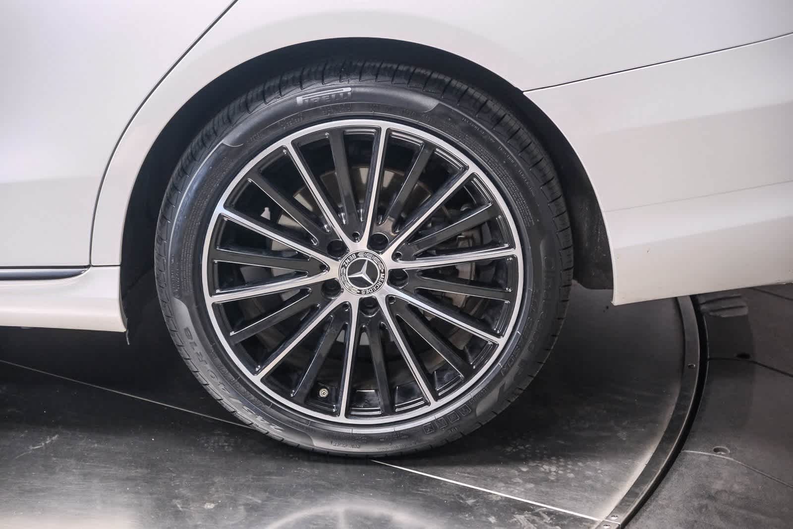Thumbnail: 2021 Mercedes-Benz C-Class - 9