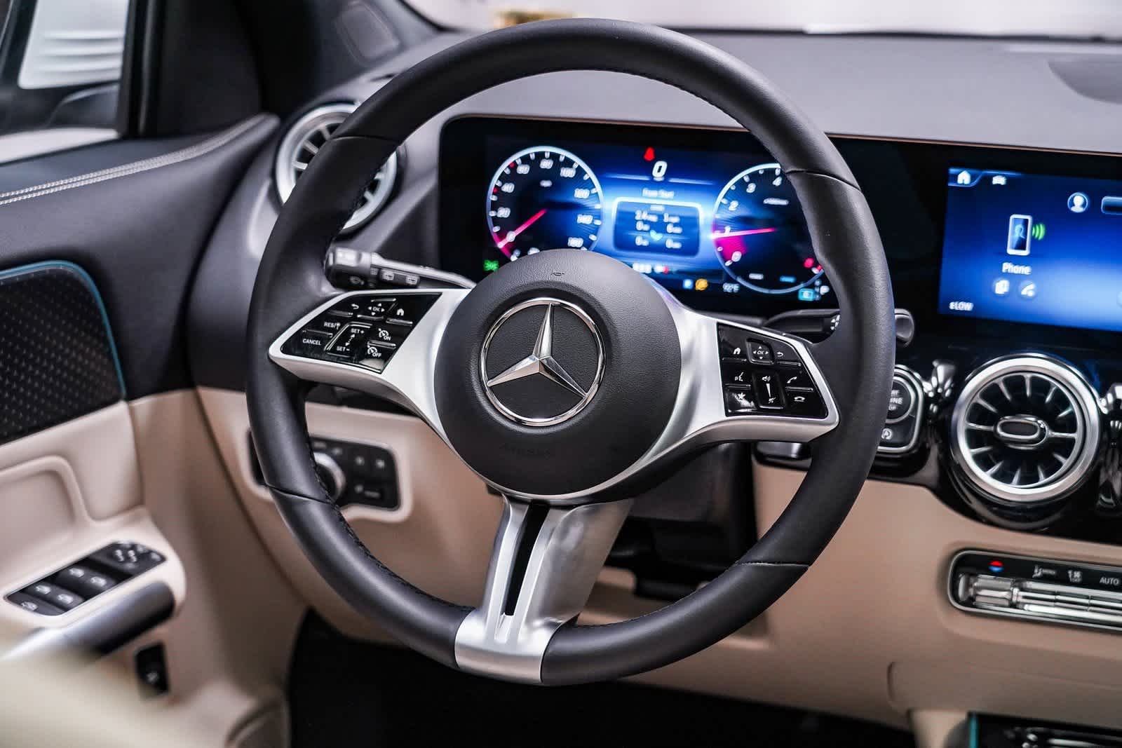 Thumbnail: 2025 Mercedes-Benz GLA - 15