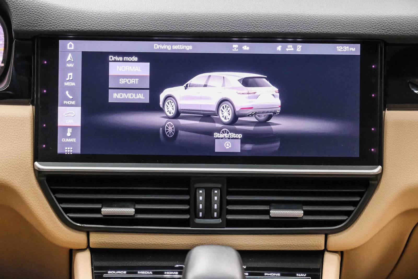 Thumbnail: 2020 Porsche Cayenne - 15