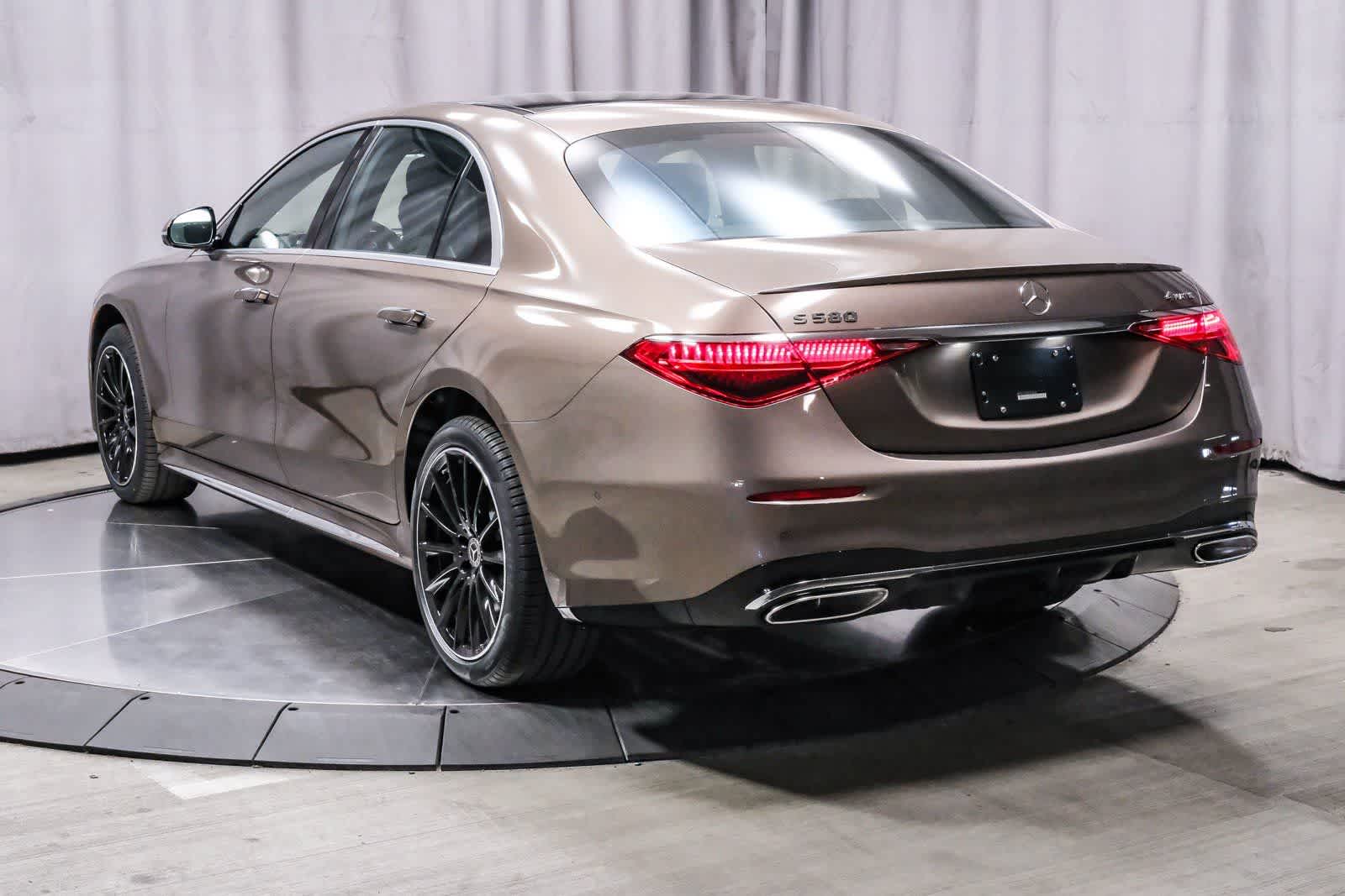 Thumbnail: 2026 Mercedes-Benz S-Class - 2