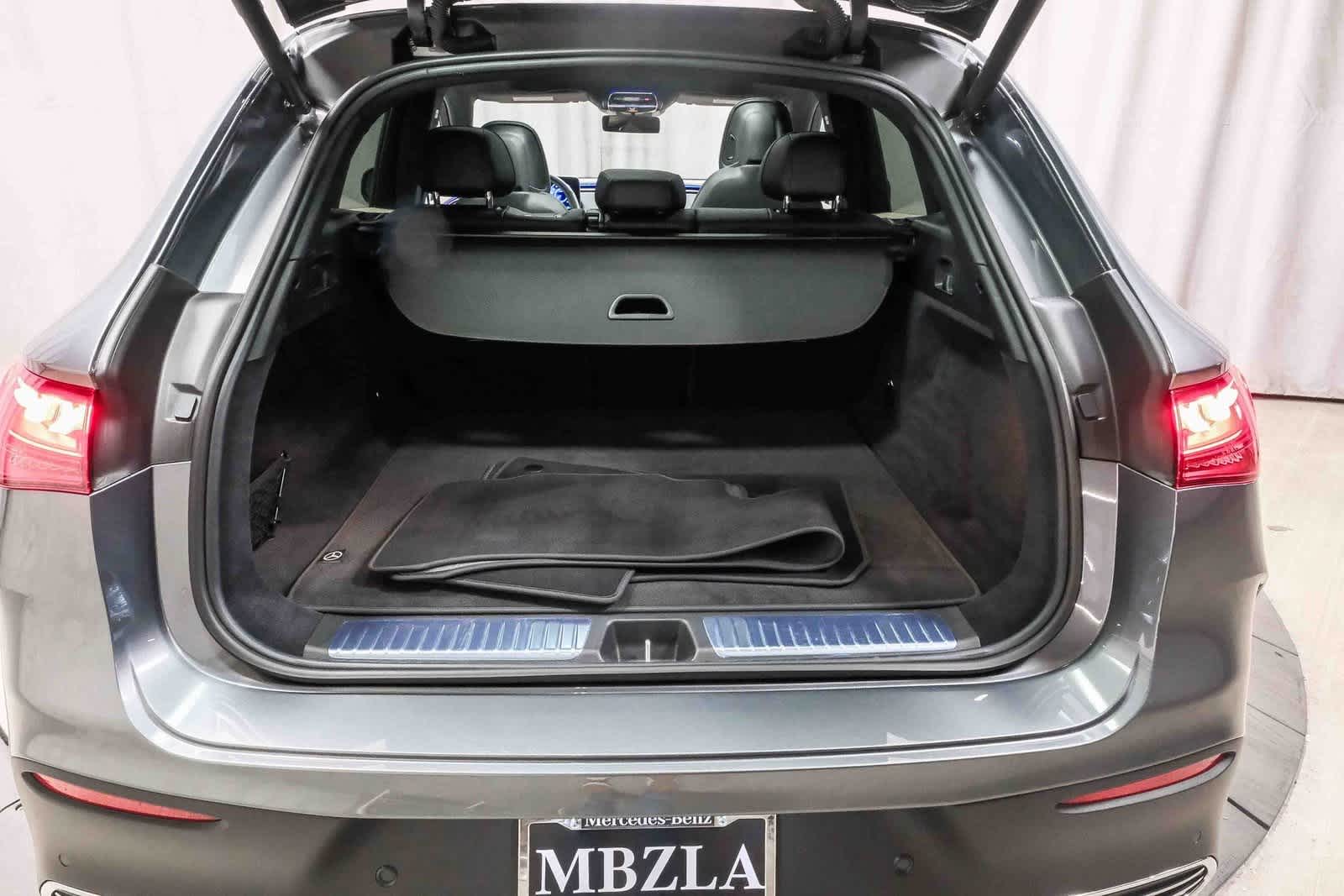 Thumbnail: 2025 Mercedes-Benz EQE - 26