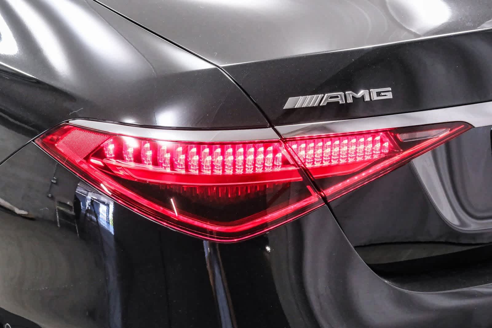 Thumbnail: 2025 Mercedes-Benz S-Class - 7