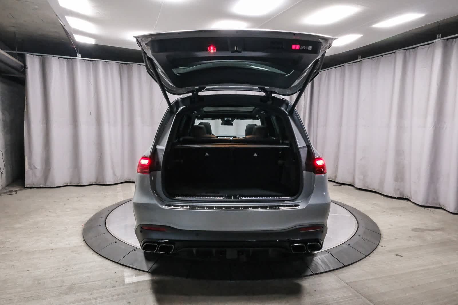 Thumbnail: 2026 Mercedes-Benz GL-Class - 29