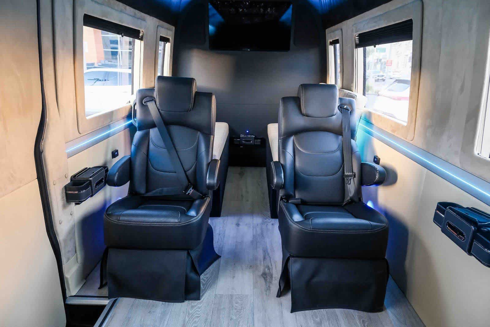 Thumbnail: 2024 Mercedes-Benz Sprinter - 35