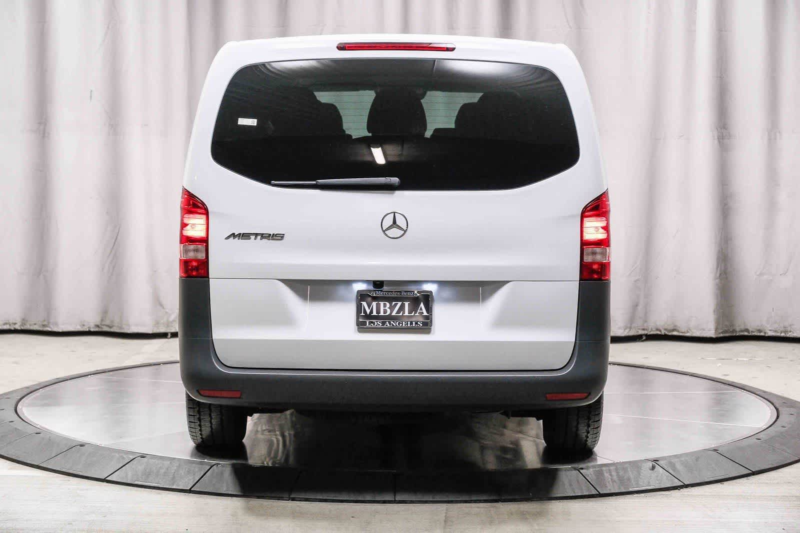 Thumbnail: 2023 Mercedes-Benz Metris - 3