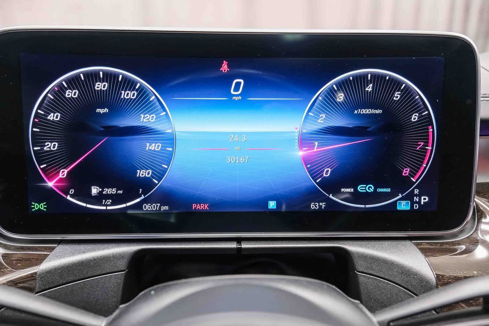 Thumbnail: 2022 Mercedes-Benz C-Class - 17