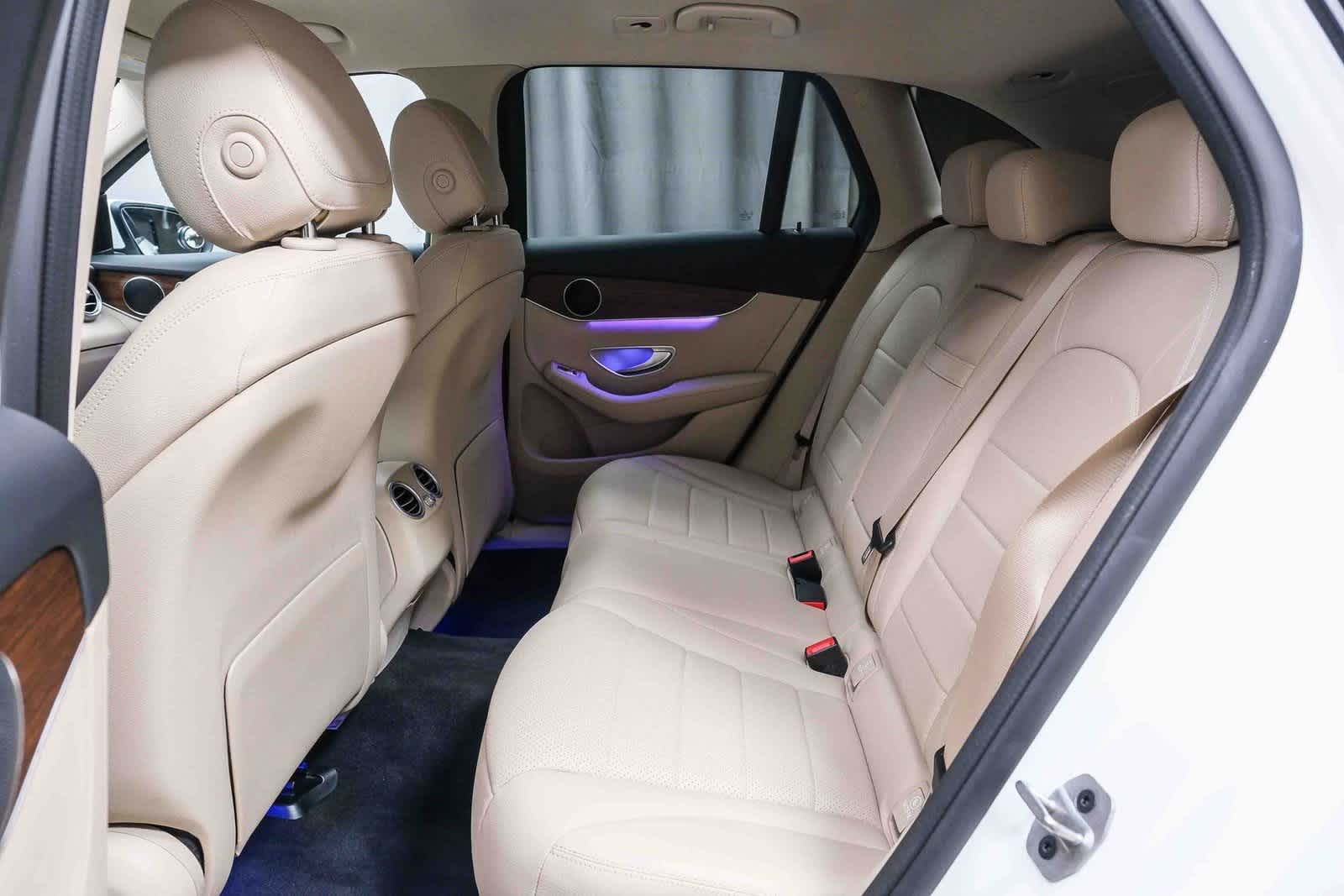 Thumbnail: 2022 Mercedes-Benz GLC - 18