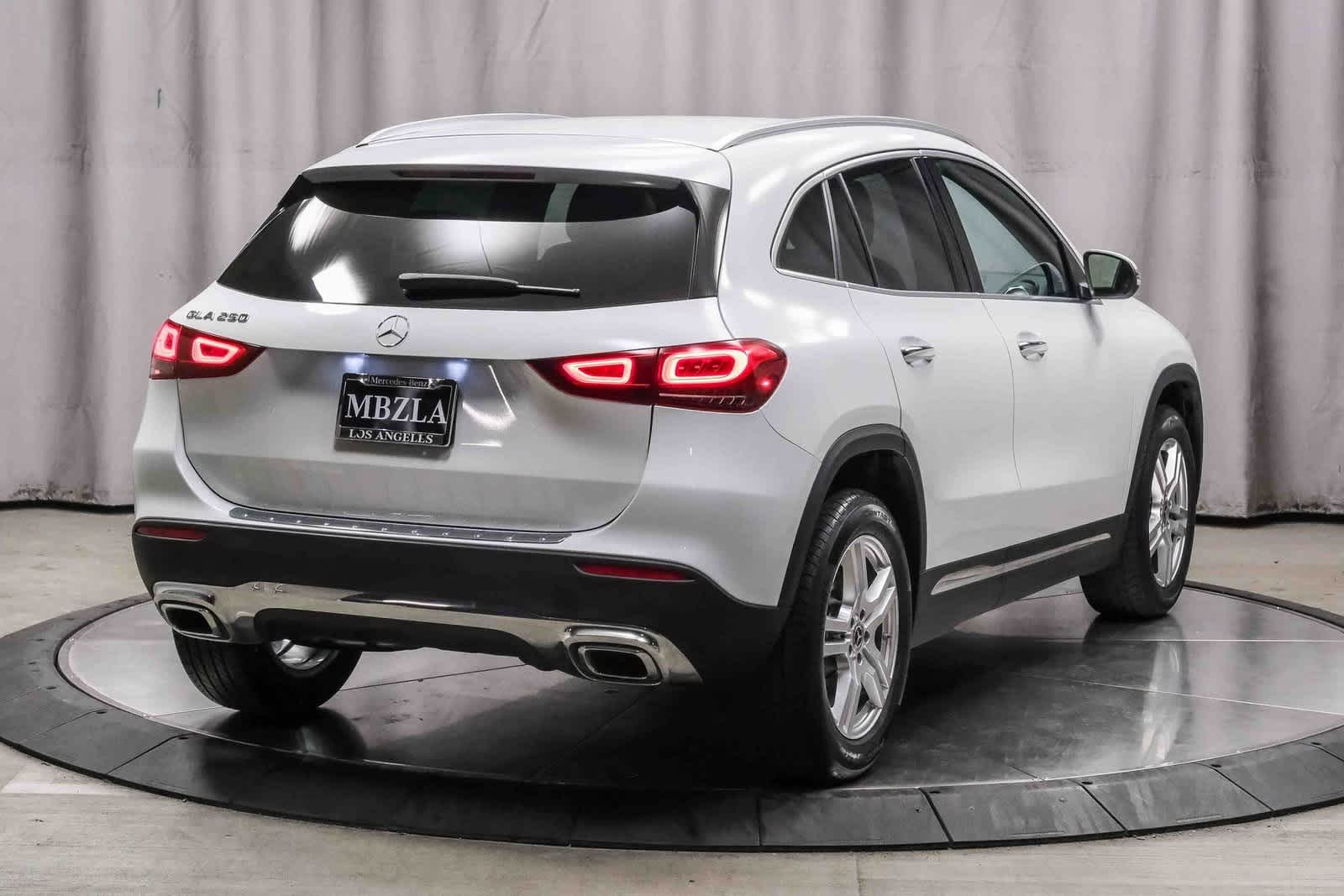 Thumbnail: 2023 Mercedes-Benz GLA - 4