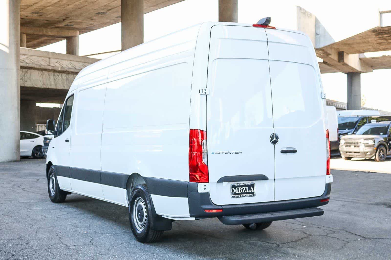 Thumbnail: 2024 Mercedes-Benz eSprinter - 6