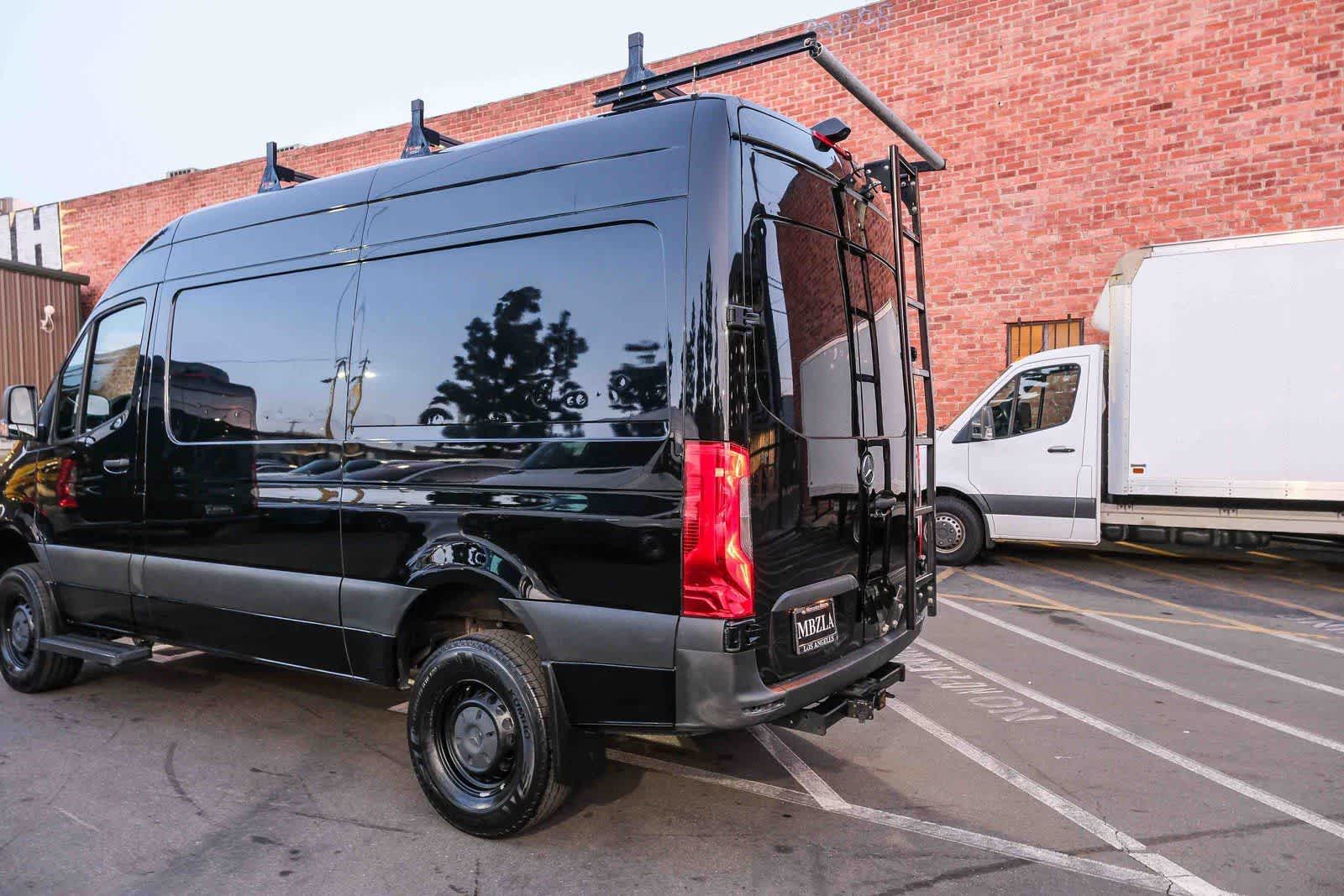 Thumbnail: 2021 Mercedes-Benz Sprinter - 8