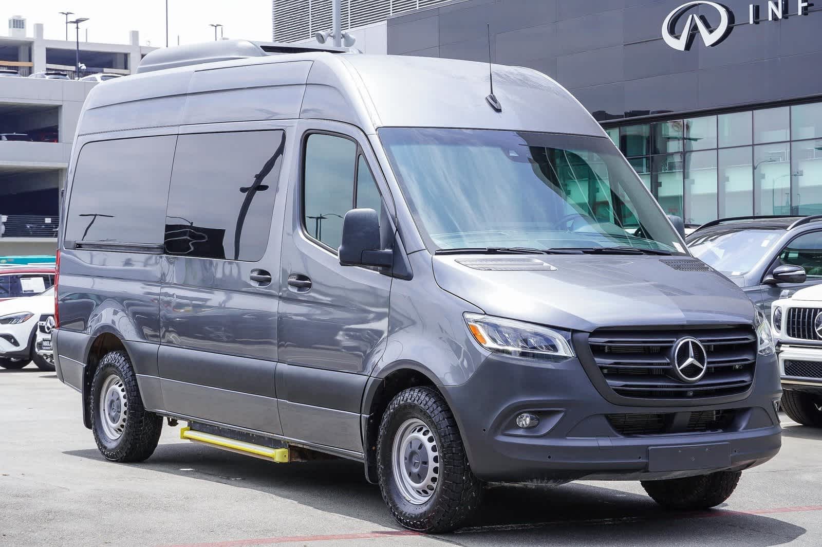 Thumbnail: 2022 Mercedes-Benz Sprinter - 3