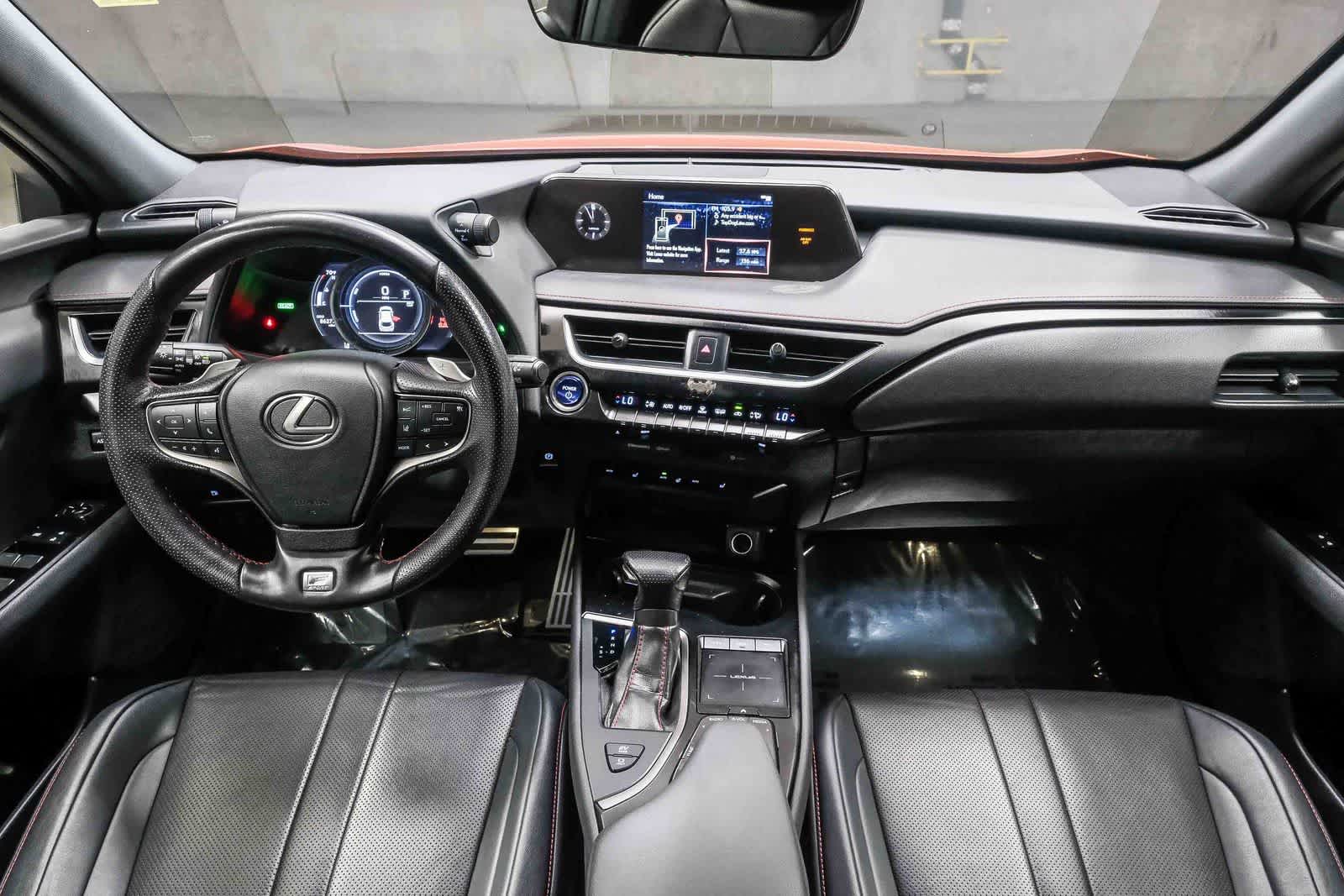 Thumbnail: 2020 Lexus UX - 13