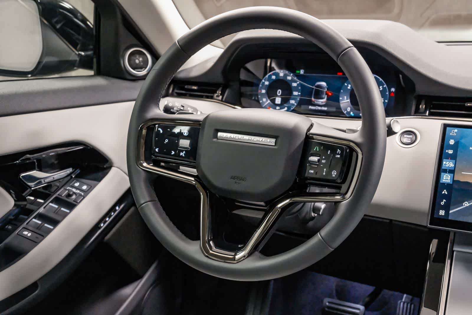 Thumbnail: 2025 Land Rover Range Rover Evoque - 17