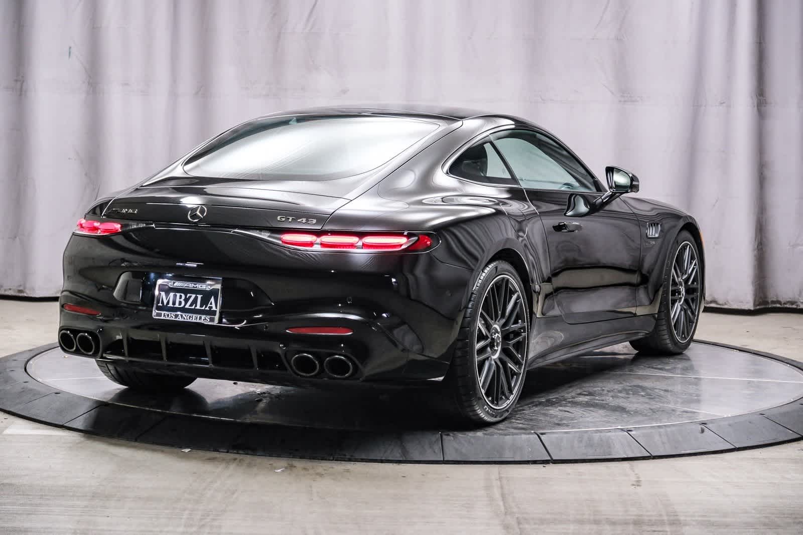 Thumbnail: 2026 Mercedes-Benz AMG GT - 4