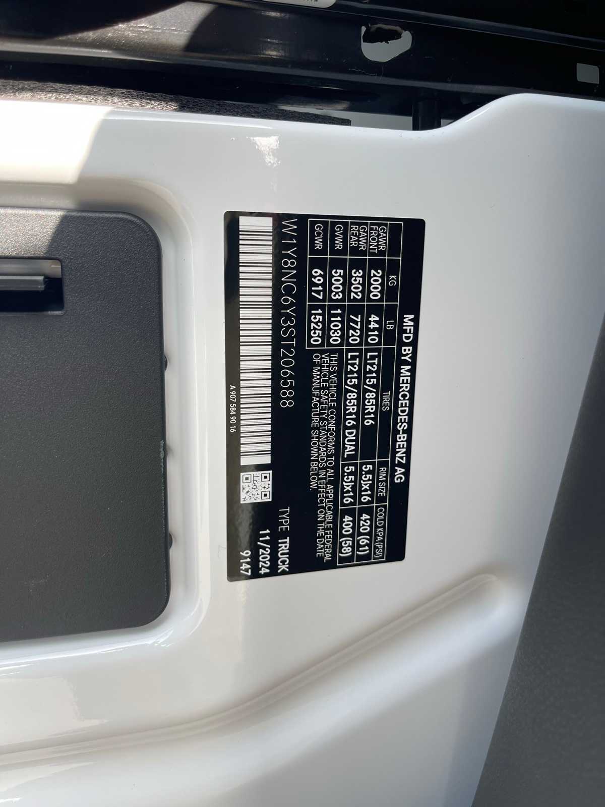 Thumbnail: 2025 Mercedes-Benz Sprinter - 5