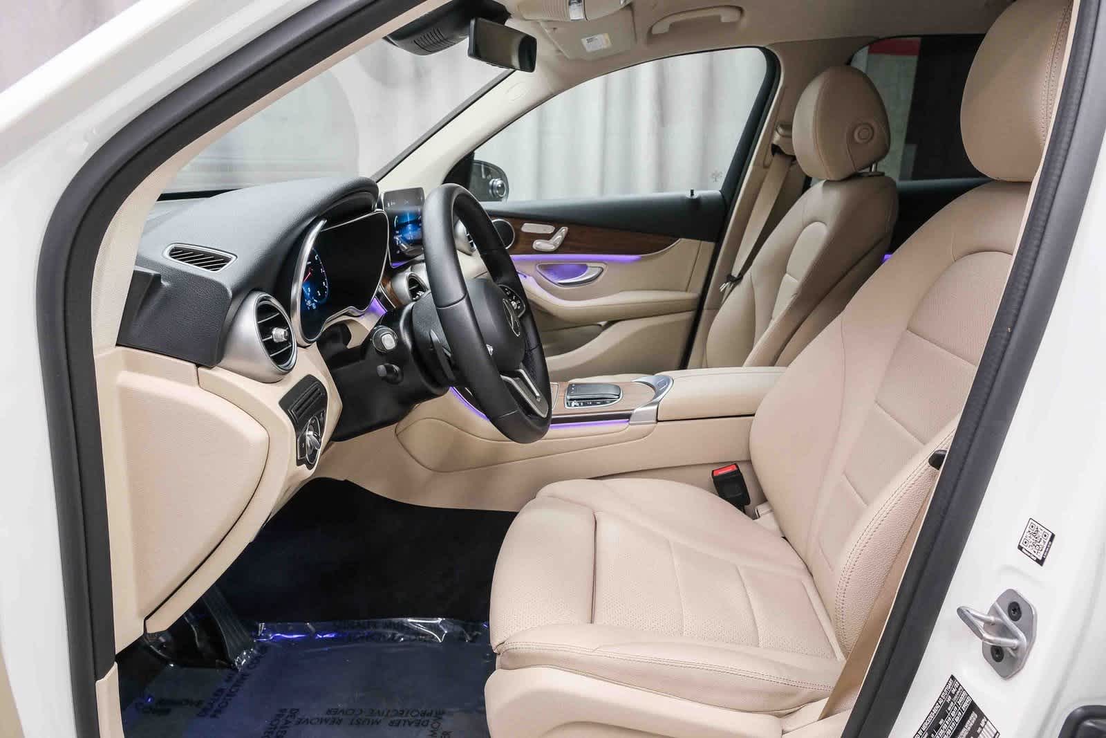 Thumbnail: 2022 Mercedes-Benz GLC - 19