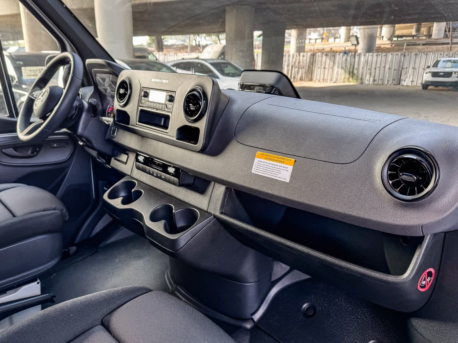 Thumbnail: 2026 Mercedes-Benz Sprinter - 13