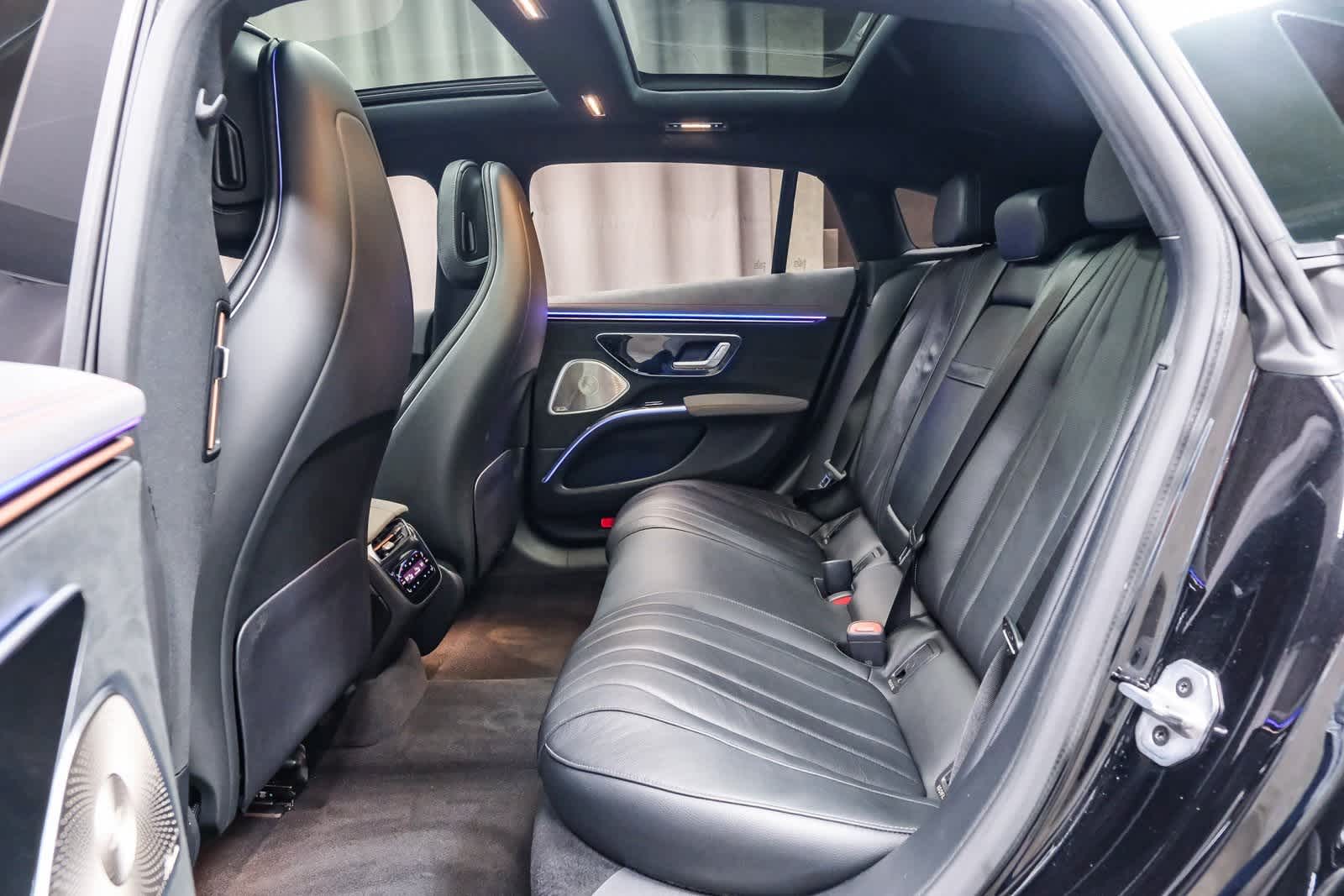 Thumbnail: 2023 Mercedes-Benz EQS - 16