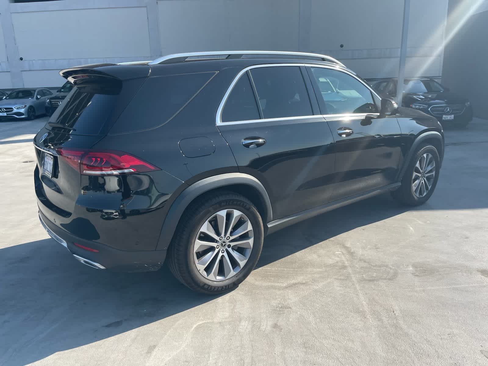 Thumbnail: 2023 Mercedes-Benz GLE - 3